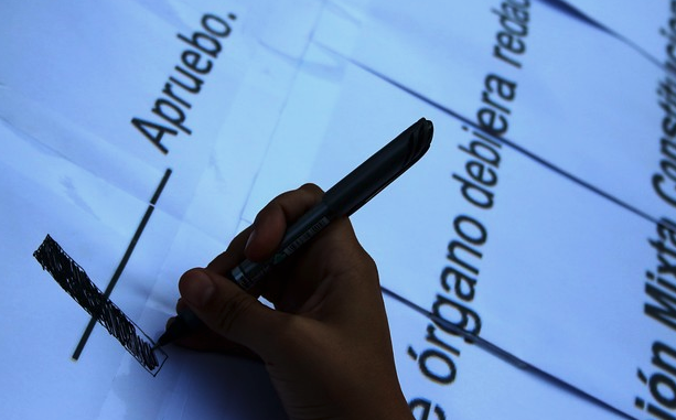 Inscriben campaña para la franja del “Apruebo” ante el CNTV