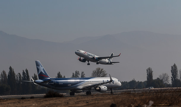 Puntualidad de aerolíneas mejoró siete puntos y llegó a 8,6% en 2019