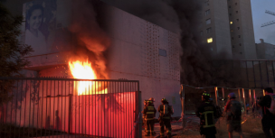 Santiago: Bomberos controló incendio que afectó al Museo de Violeta Parra