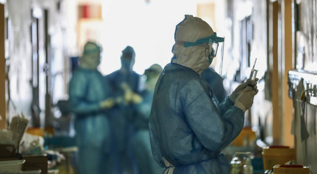 Cierran lugares públicos por coronavirus en decena de localidades del norte de Italia