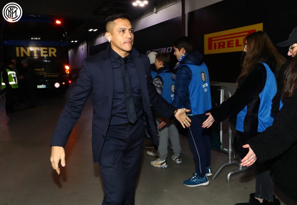 Alexis volvió a Italia tras su “viaje secreto” a Chile: está en cuarentena en Milán