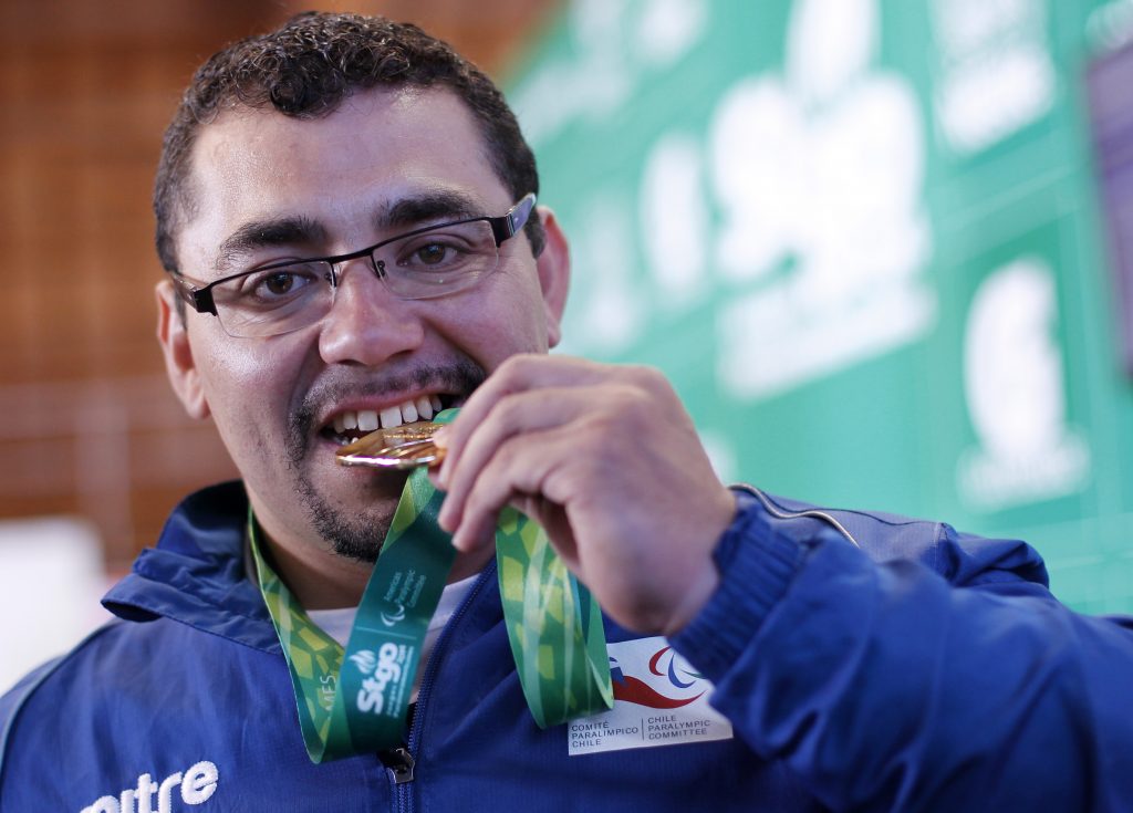 Mindep e IND reconocen a medallistas de parapowerlifting