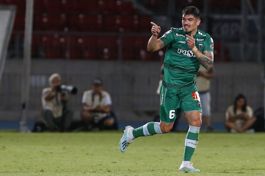 Luis Casanova y fichaje de emergencia en la U:”Estaba en Temuco esperando el llamado”