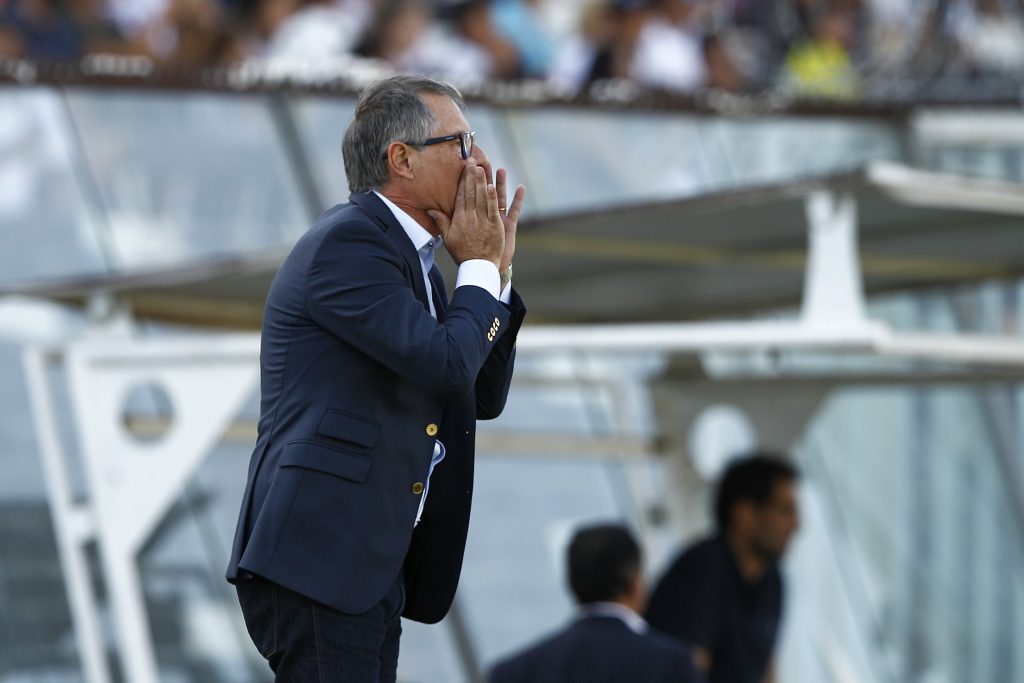 Holan: “Hablar de fútbol es dar la espalda a lo que ocurrió en las tribunas”