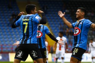 Huachipato volvió al triunfo al derrotar con un jugador menos a Cobresal