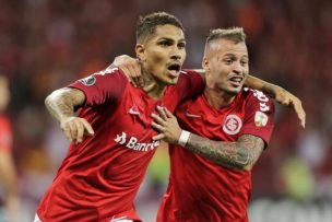 Internacional se encomienda a Paolo Guerrero para amargar a la U en el Estadio Nacional