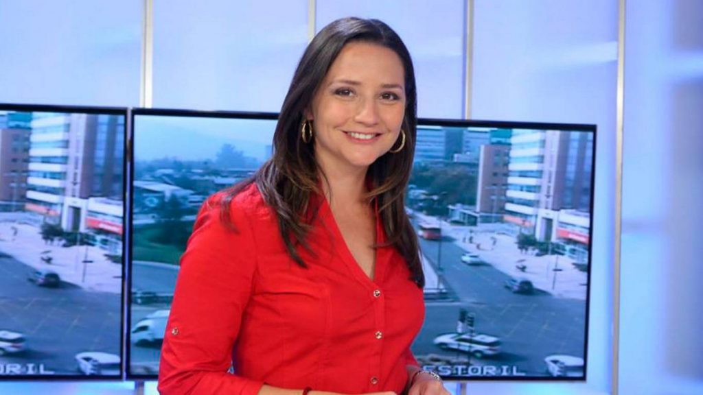 “Tú hablas de un montón de gente que son tus amigos”: Andrea Aristegui se enfrentó a Vasco Moulian por crítica a Javiera Contador