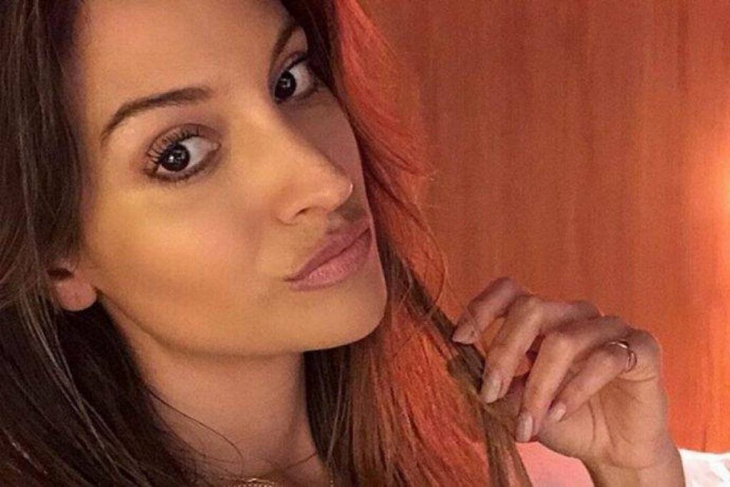 Dio el “sí”: Actriz Daniela Palavecino se comprometió tras 6 meses de relación