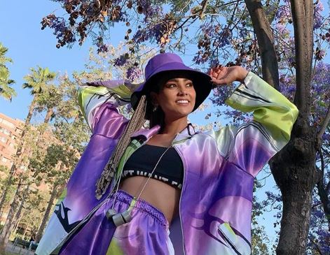 “Alumbrada”: Camila Recabarren recibe críticas y genera controversia con “reflexión” en Instagram