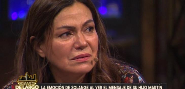 Actriz Solange Lackington se rompió en “Sigamos de Largo”: recibió mensaje de su hijo becado en EEUU