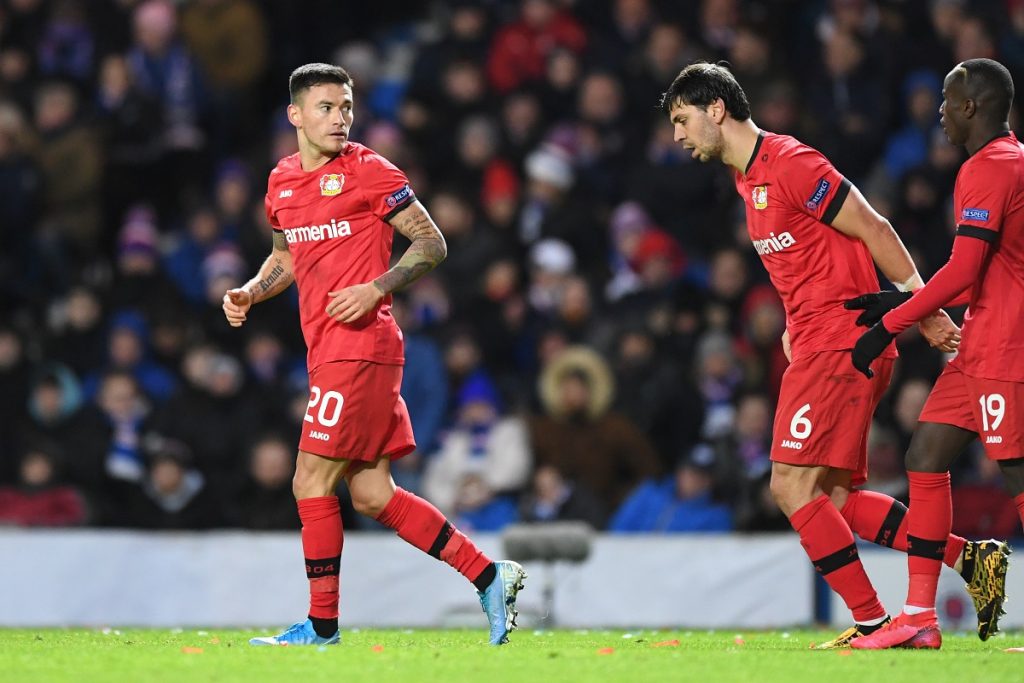 Charles Aránguiz marcó en valioso triunfo del Bayer Leverkusen sobre Rangers en Europa League