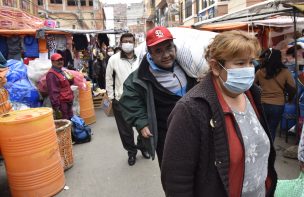 Bolivia inicia cuarentena total por coronavirus y aplaza elección presidencial