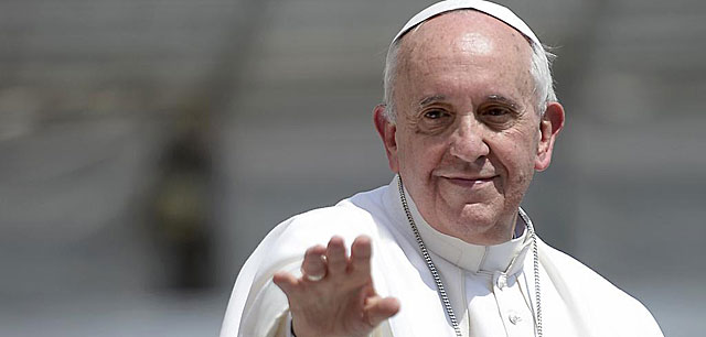 El papa expresa su “cercanía” con enfermos de coronavirus en un mensaje por streaming