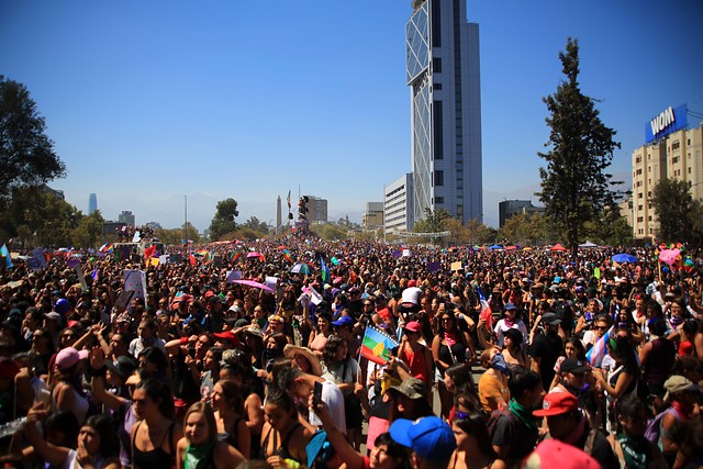 Carabineros cifra en 150 mil asistentes en marcha 8M y descarta 2 millones de personas: “Nos parece poco probable”
