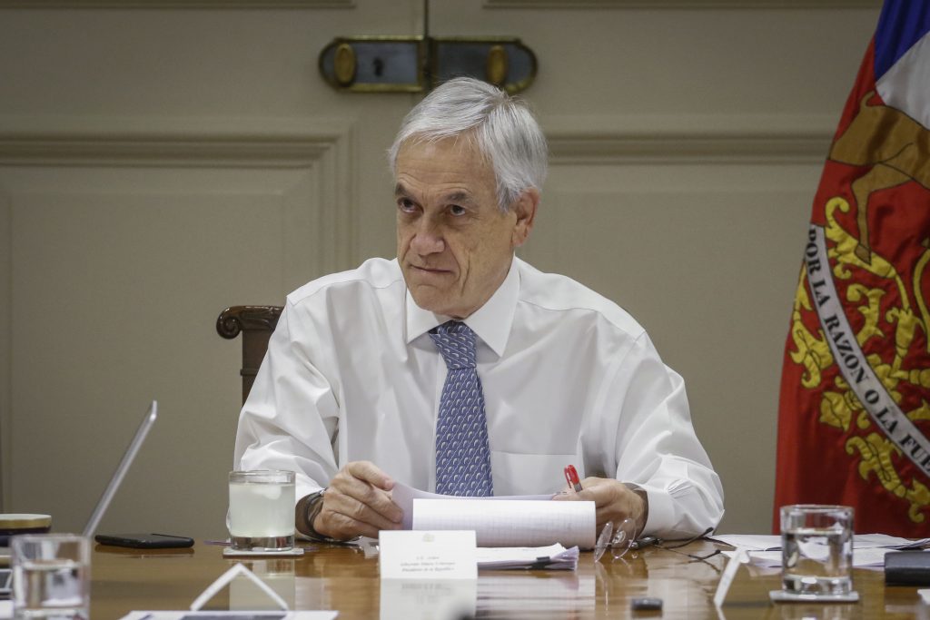 “Es menos que lo que le cuesta un parlamentario por un mes a este país”: Piñera enfrenta críticas por arriendo de Espacio Riesco