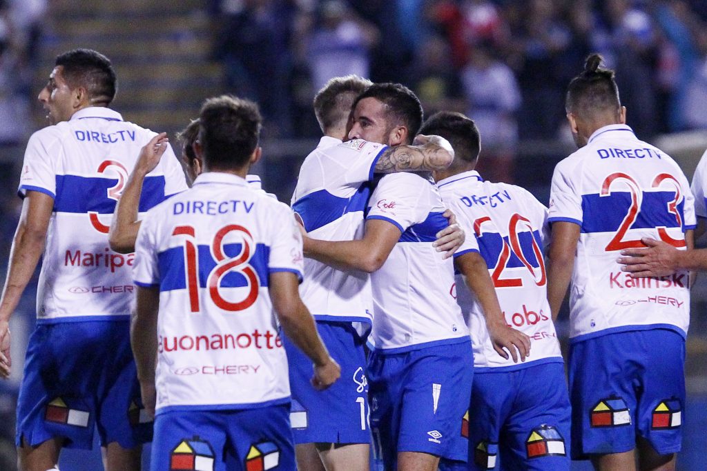 “Irresponsables de mi…”: ex jugador de la UC criticó al Gobierno por aumento de casos de Covid-19