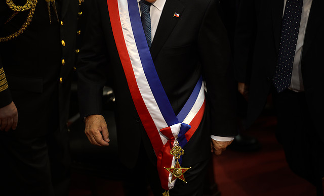 Encuesta Criteria: Lavín sigue liderando preferencia presidencial y Kast supera a Parisi