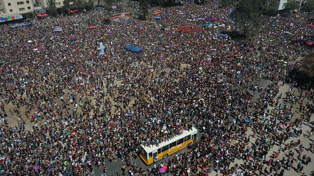 INDH reporta 12 lesionados en la ex Posta Central en el marco de la marcha 8M
