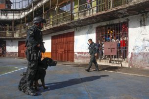 Visitas a las cárceles se reducen a una por semana con un máximo de 2 personas