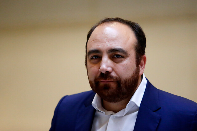 Fuad Chahín: “General Rozas no tiene las competencias, ni el liderazgo, ni la experiencia para implementar cambios”
