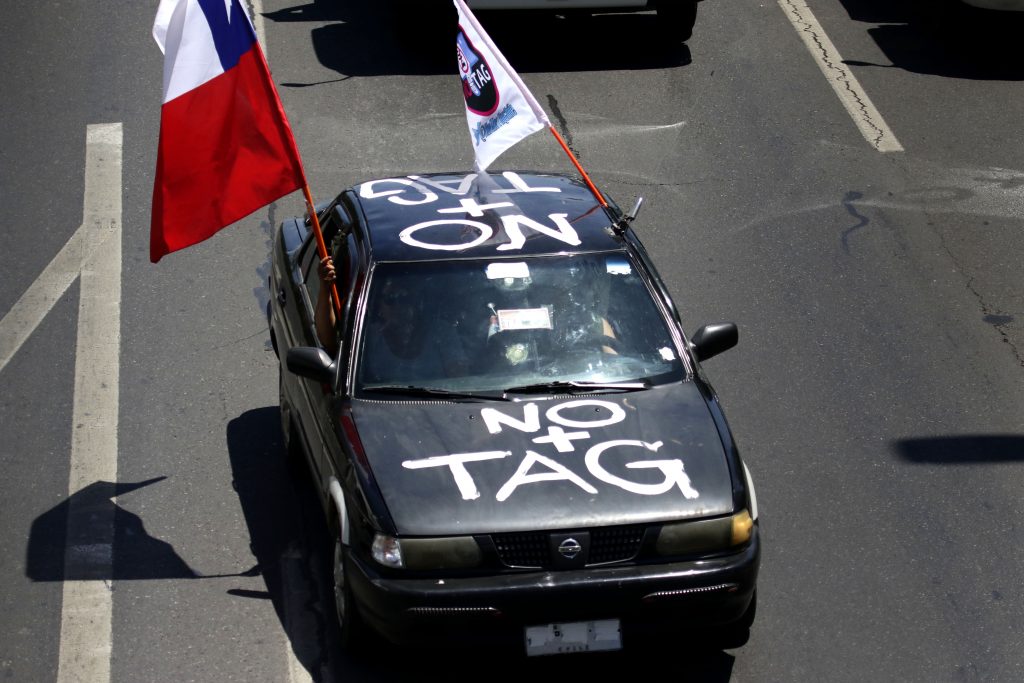 Detienen a vocero de “No+TAG” por conducir con permiso de circulación falso