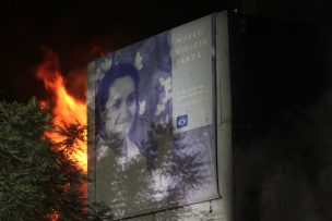 Alessandri por incendio de Museo Violeta Parra: 