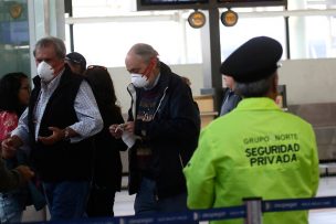 Coronavirus en Chile: Intensa vigilancia en el aeropuerto y uso masivo de mascarillas