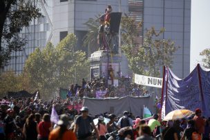 Intendente Guevara espera que no sigan las manifestaciones en Plaza Baquedano