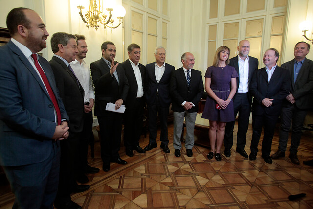 Titular de la Cámara llamó a terminar con las “campañas del terror” ante el 26A