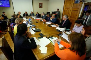 Comisión de Gobierno Interior de la Cámara aprueba legislar el voto obligatorio