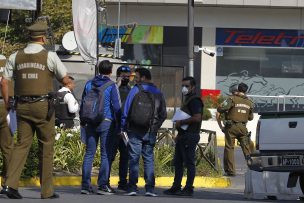 Cuatro heridos y 11 detenidos deja asalto en Mall Plaza Vespucio en Santiago