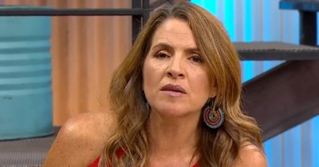 Monserrat Álvarez realizó “mea culpa” por antihigiénico gesto que realizó en vivo