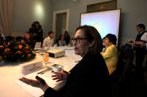 Exigen masificar exámenes PCR para aislar contagiados por coronavirus
