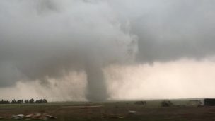 Tornados causan al menos 22 muertos en el estado de Tennessee en EEUU