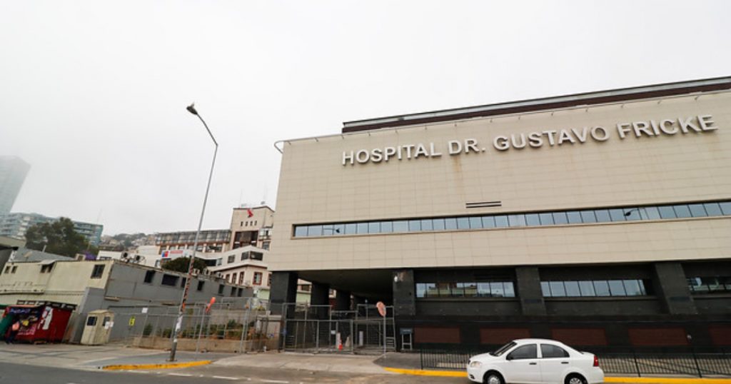 COVID-19: Hospital Gustavo Fricke confirma contagio de un funcionario