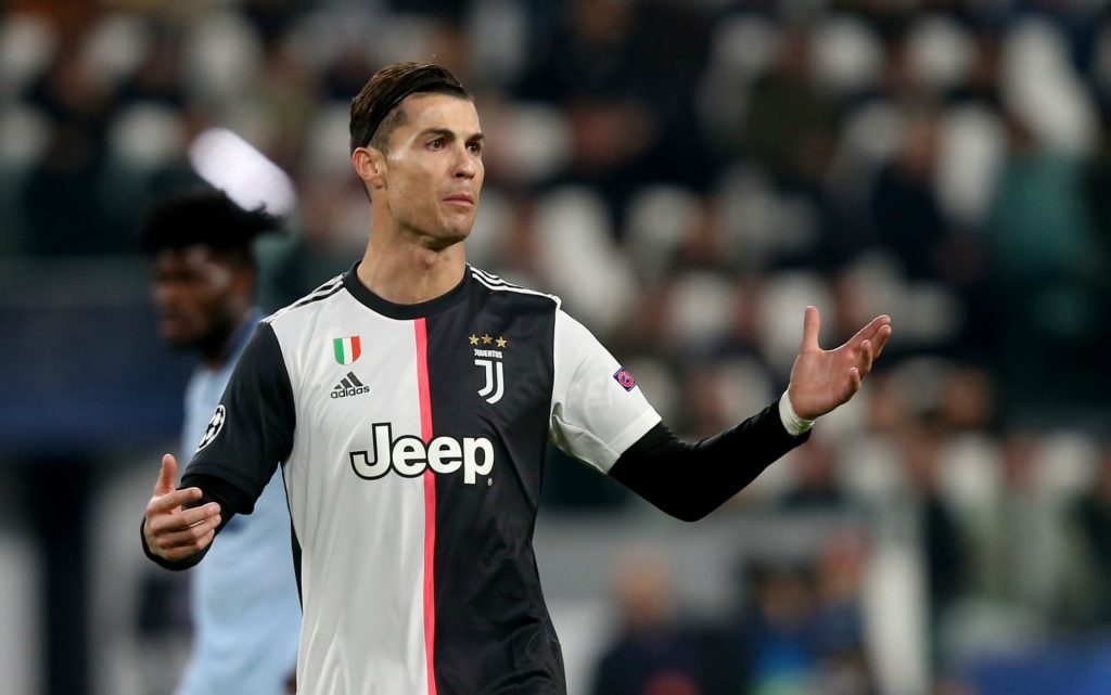 En Italia “destruyeron” la cuarentena de CR7: “Sólo se saca fotos en la piscina”