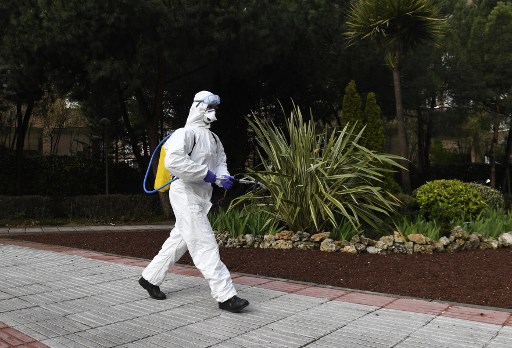 España rompe su récord en muertes por coronavirus: 864 fallecimientos en 24 horas