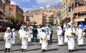 Un vuelo humanitario con 341 europeos despega de Bolivia rumbo a Francia