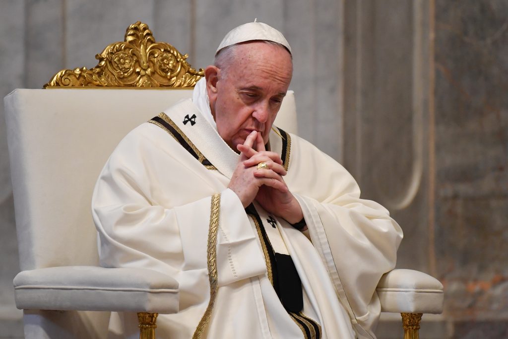 En una Pascua inédita por el coronavirus, el Papa pide un “contagio de la esperanza”