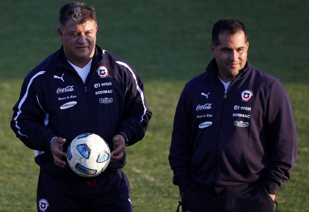 Ex PF de la Roja le pone fichas a Borghi para que asuma en Colo Colo: “Tiene todas las condiciones para dirigir el club”