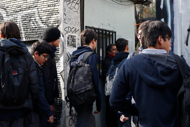 Municipios piden postergar vuelta a clases y valoran nuevo canal de TV educativa