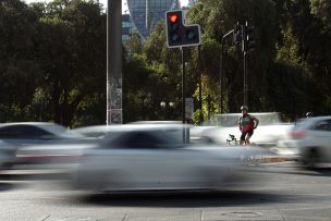 Autoridades repararon semáforos vandalizados de Plaza Baquedano