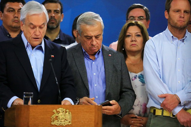 Revelan las amenazas que recibió el ministro Mañalich: publicaron mensaje de “Se busca” y datos personales de la familia