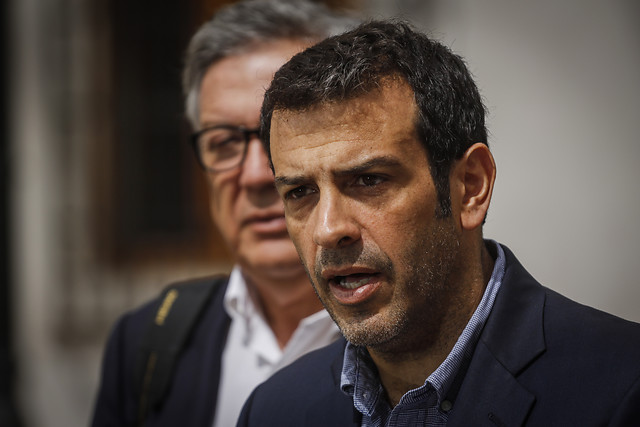 Rodrigo Delgado insiste que alcaldes requieren más información sobre contagiados: “No quiero el nombre y apellido de las personas”