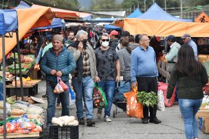 Ministro de Agricultura defiende la apertura de ferias libres: 27 han sido cerradas