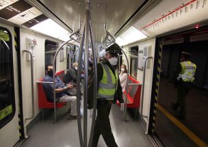 FOTOS | Carabineros está fiscalizando uso de mascarilla obligatoria en transporte público