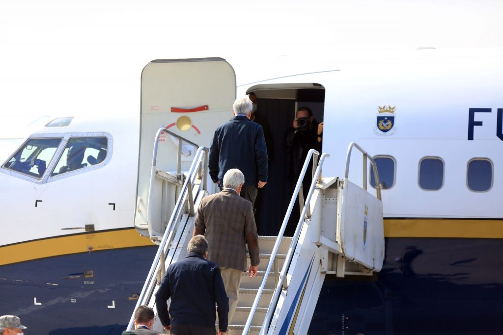 “Se saca una foto y se va”: Navarro criticó fugaz visita del Presidente Piñera al Biobío