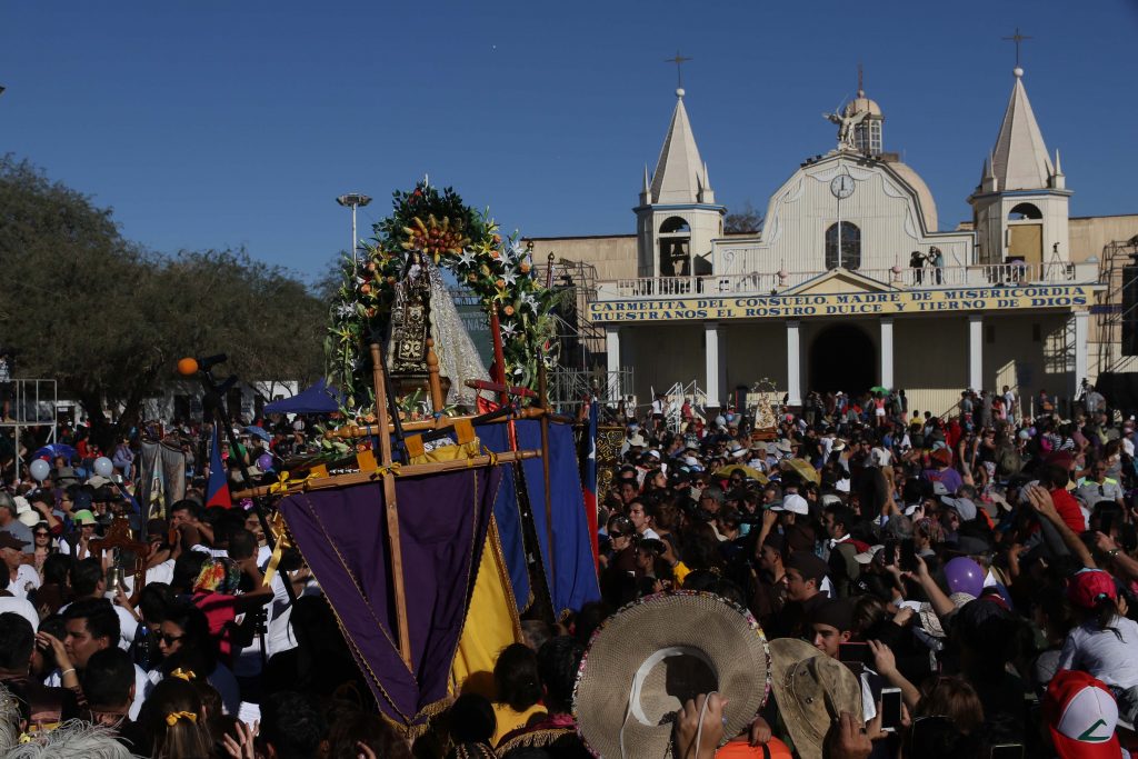 Cierran templo de La Tirana y piden a creyentes seguir Domingo de Ramos online