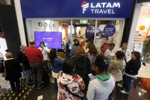 Latam anuncia reducción de 95% en sus operaciones durante abril por Covid-19
