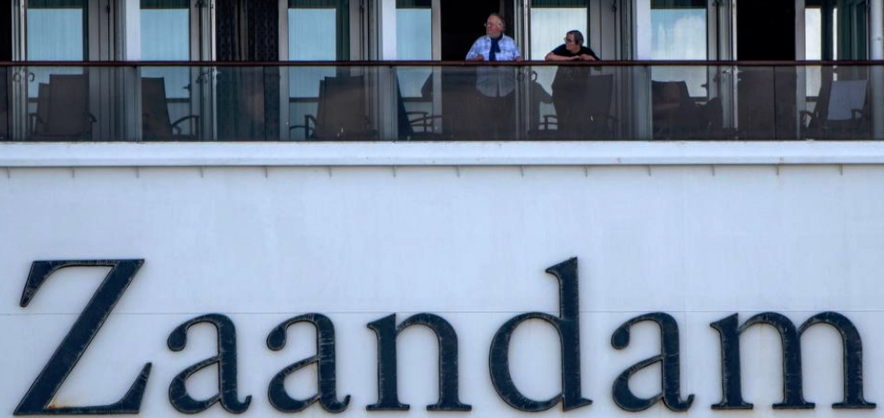 Autorizan al crucero “Zaandam” con pacientes con coronavirus desembarcar en Florida